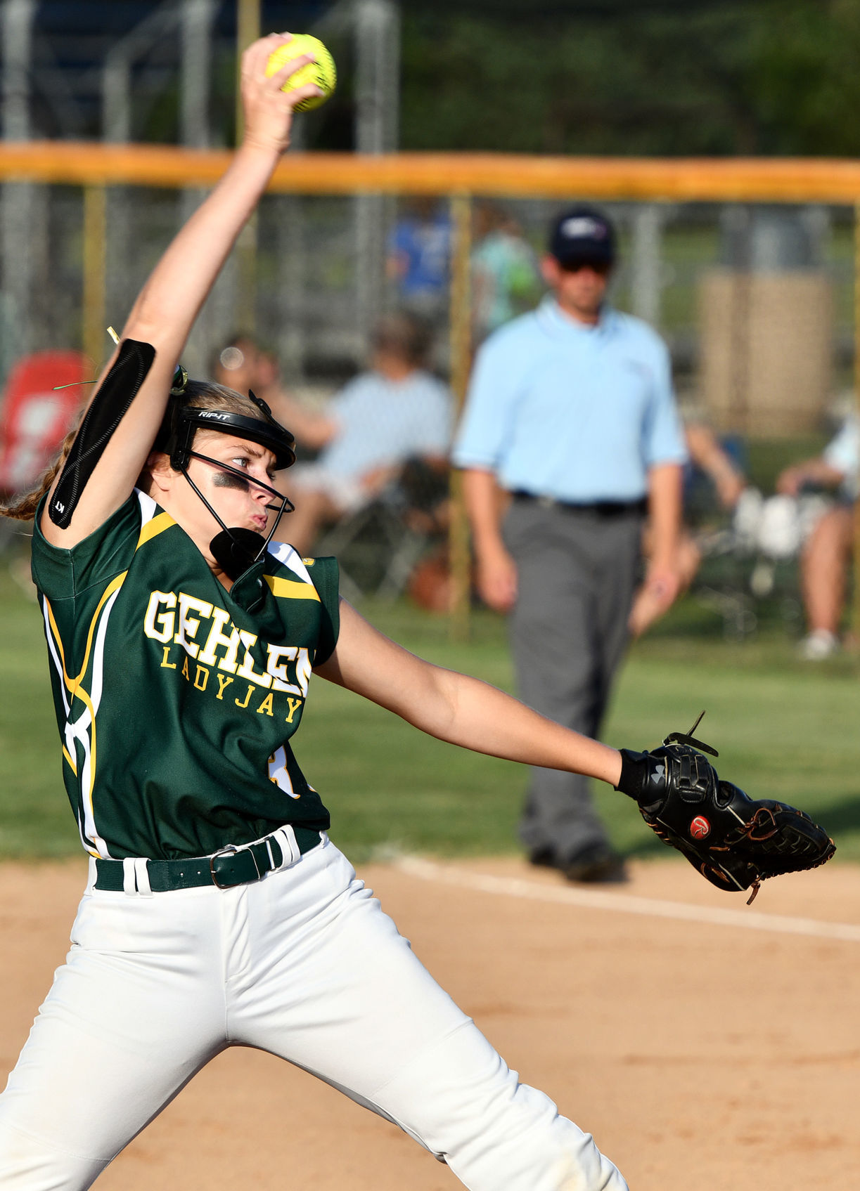 Westwood vs Gehlen Catholic regional softball